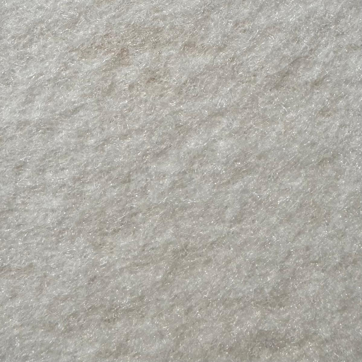 Moqueta ferial ecológica blanca en rollo de 120m2 para stands