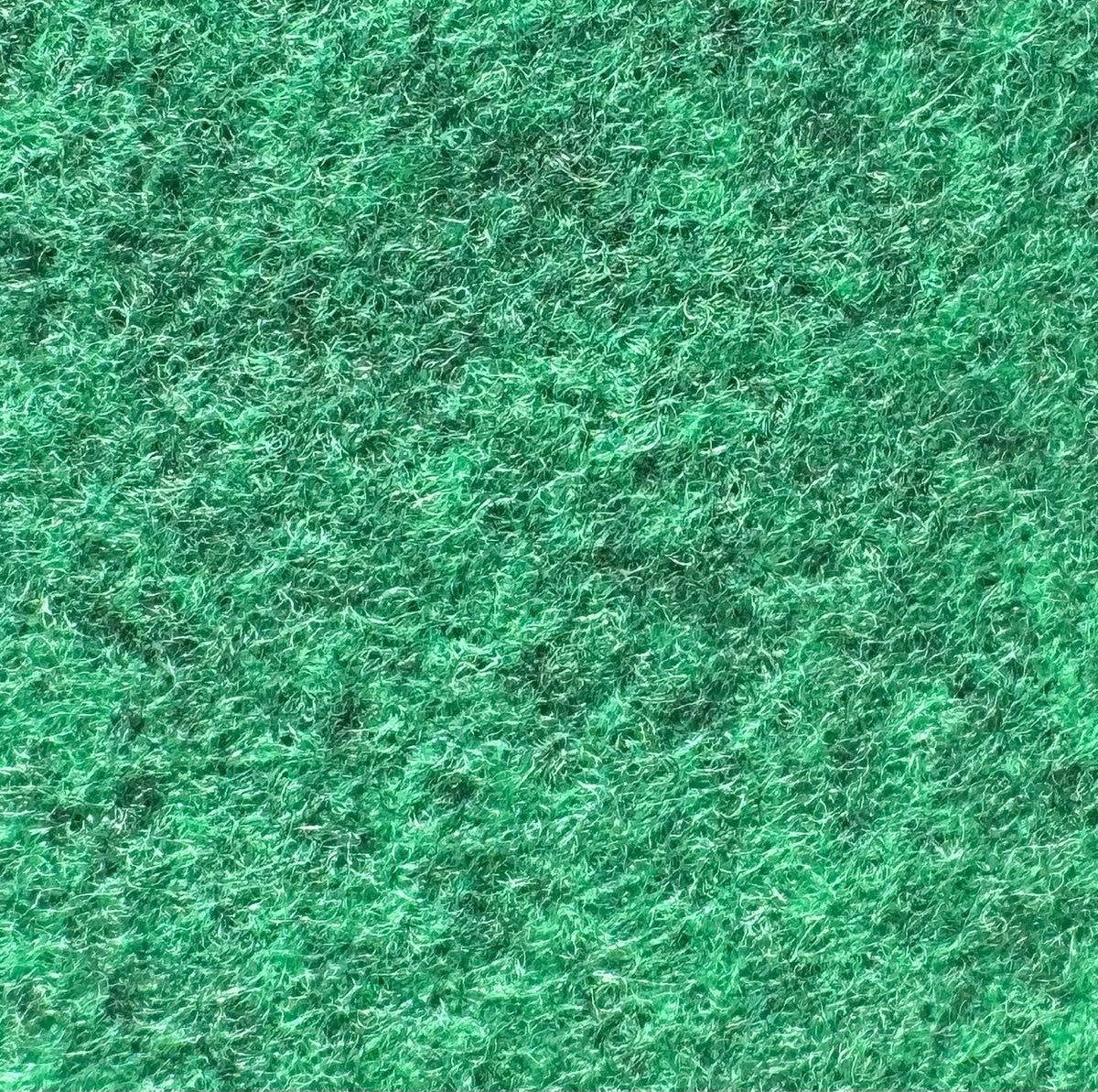 Moqueta ferial ecológica verde en rollo de 120m2 para stands